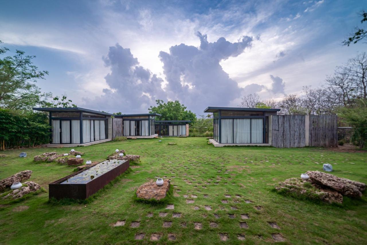 Woods At Sasan Hotel Sasan Gir Exterior foto